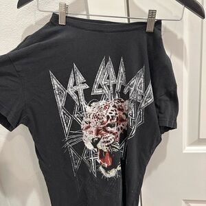 Def Leppard Black Graphic Tee
